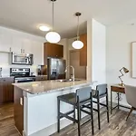 Landing At The Mark At Midtown - 2 Bedrooms In Northeast Dallas